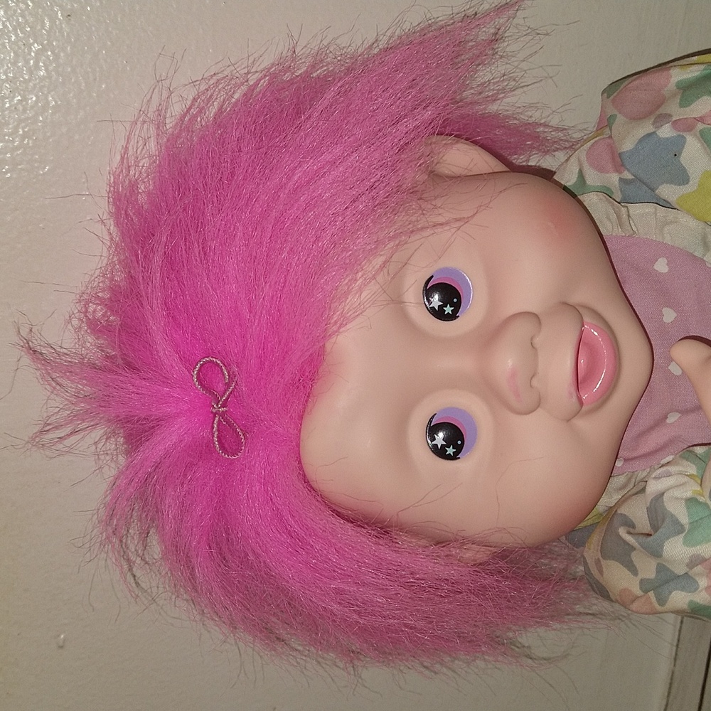 Vintage 1991 Pink Haired Magic Troll with Bonus Mini Magic Troll & 2 Keychains - Picture 4 of 6